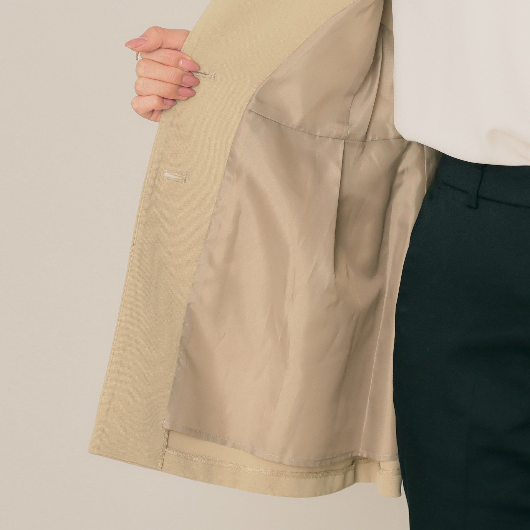 Couture broach「【フェミニン・きれいめ】ゴールド釦ペプラムジレ」|ベスト・ジレ|