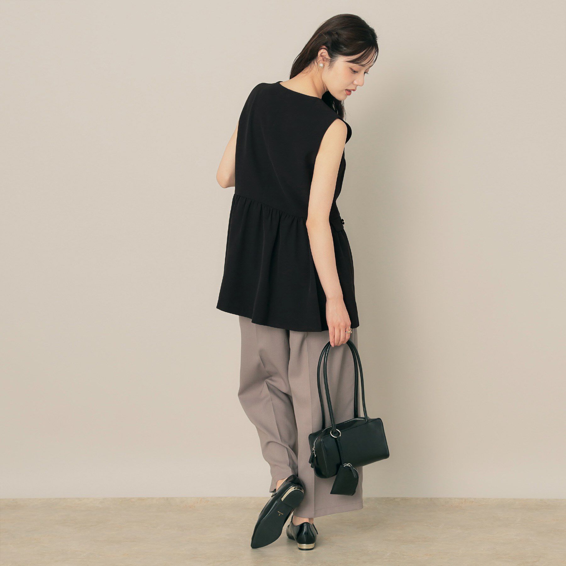 Couture broach「【フェミニン・きれいめ】ゴールド釦ペプラムジレ」|ベスト・ジレ|