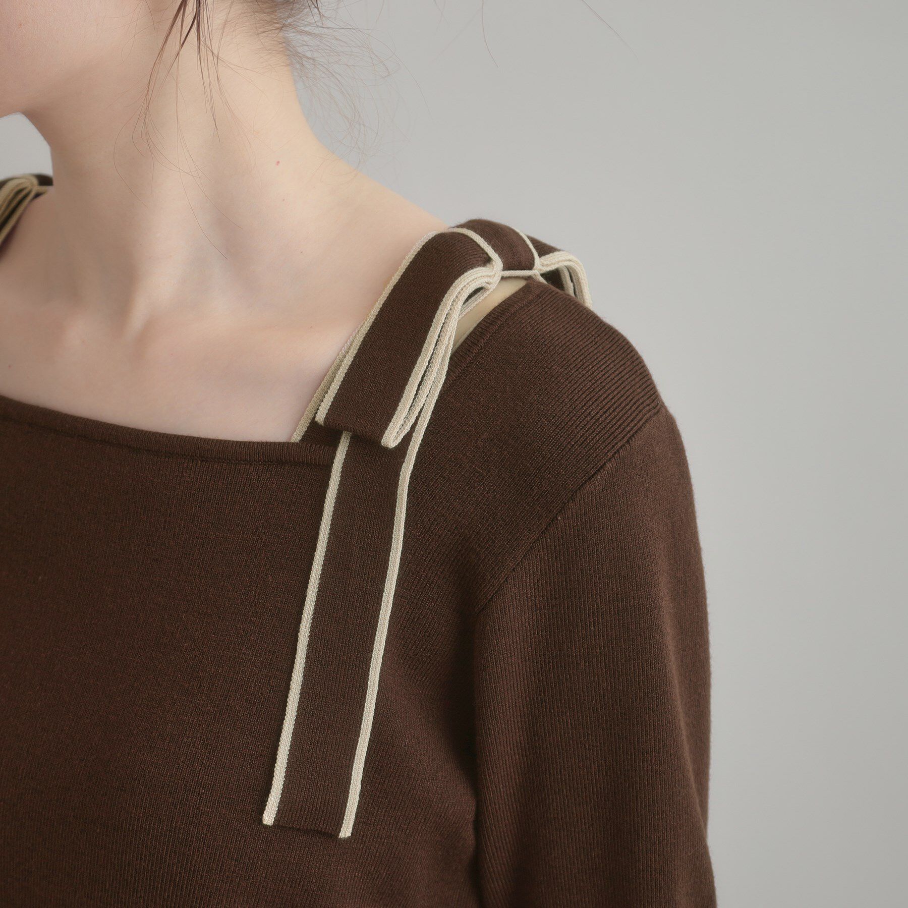 Couture broach「【着映え・フェミニン・高見え】配色リボン総針ニットトップス」|ニット・セーター|