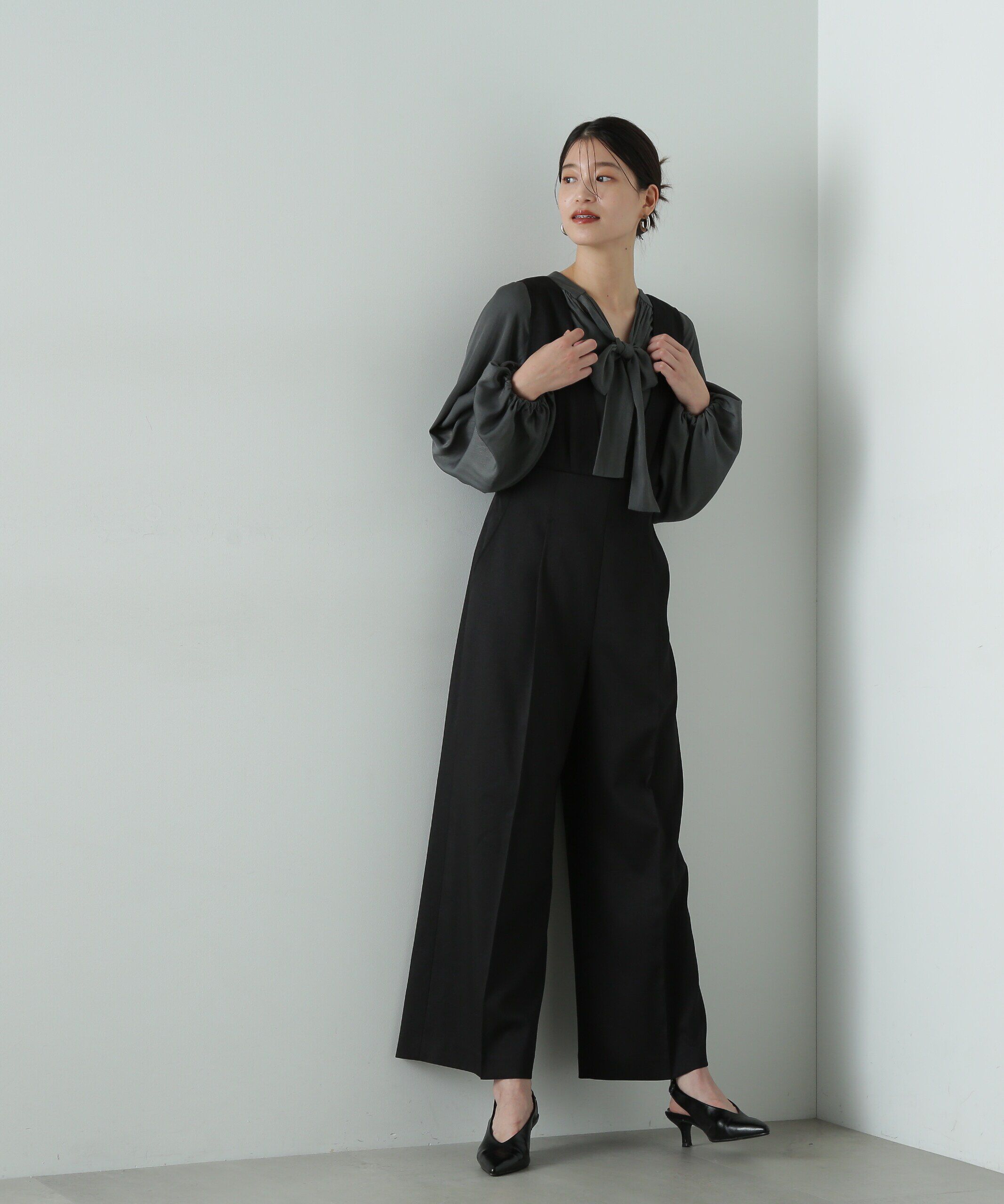  「Vネックサロペット」|ワンピース|