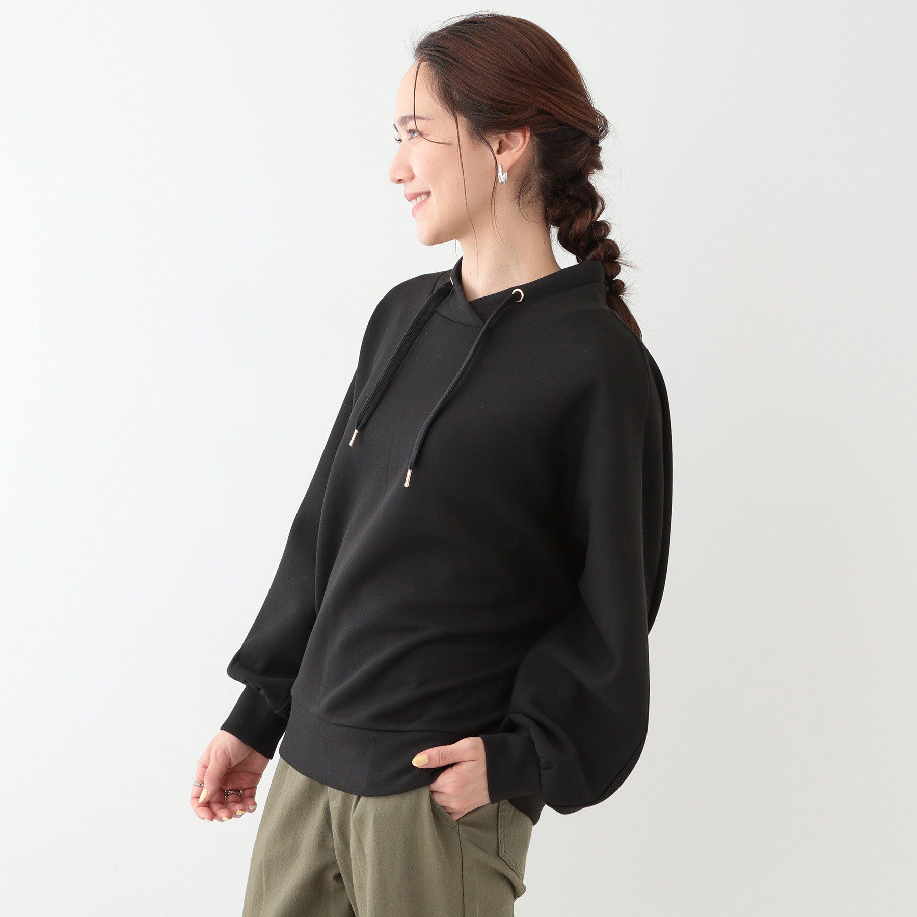 SHOO･LA･RUE「【S-LL】なめらかタッチ もちさら抜け襟トップス」|Tシャツ・カットソー|