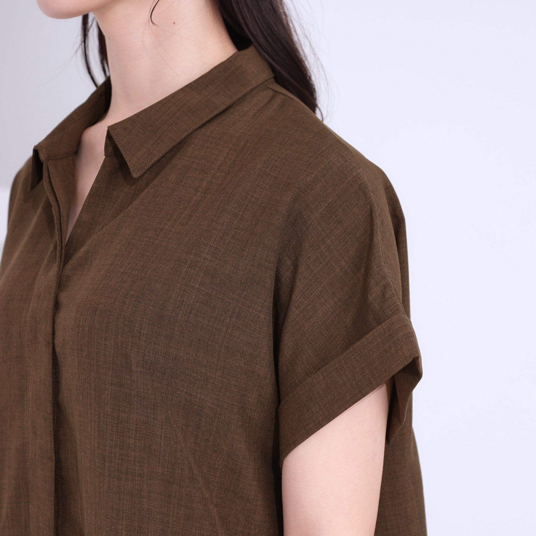 SHOO･LA･RUE「【S-LL】お顔周りすっきり 麻調スキッパーシャツワンピース」|ワンピース|