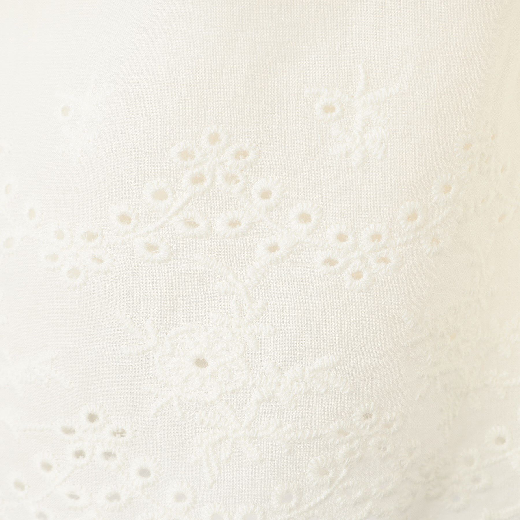 SHOO･LA･RUE「【100-150cm】ガーリーコーデに カットワークレースキュロット」|キュロット|