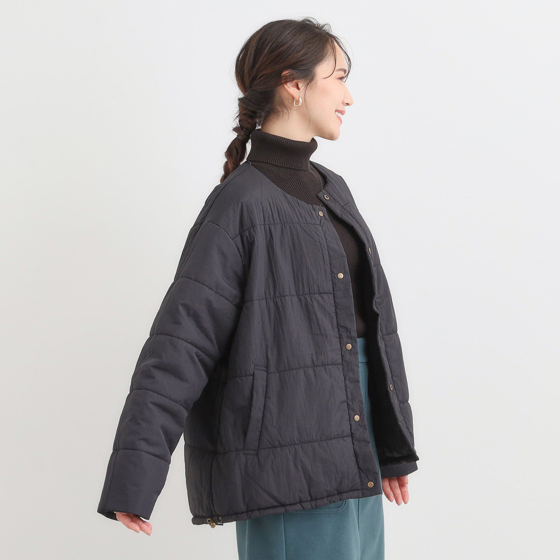 SHOO･LA･RUE「【洗濯機可/撥水/リバーシブル】 ノーカラー中綿ブルゾン」|ブルゾン・スタジャン|