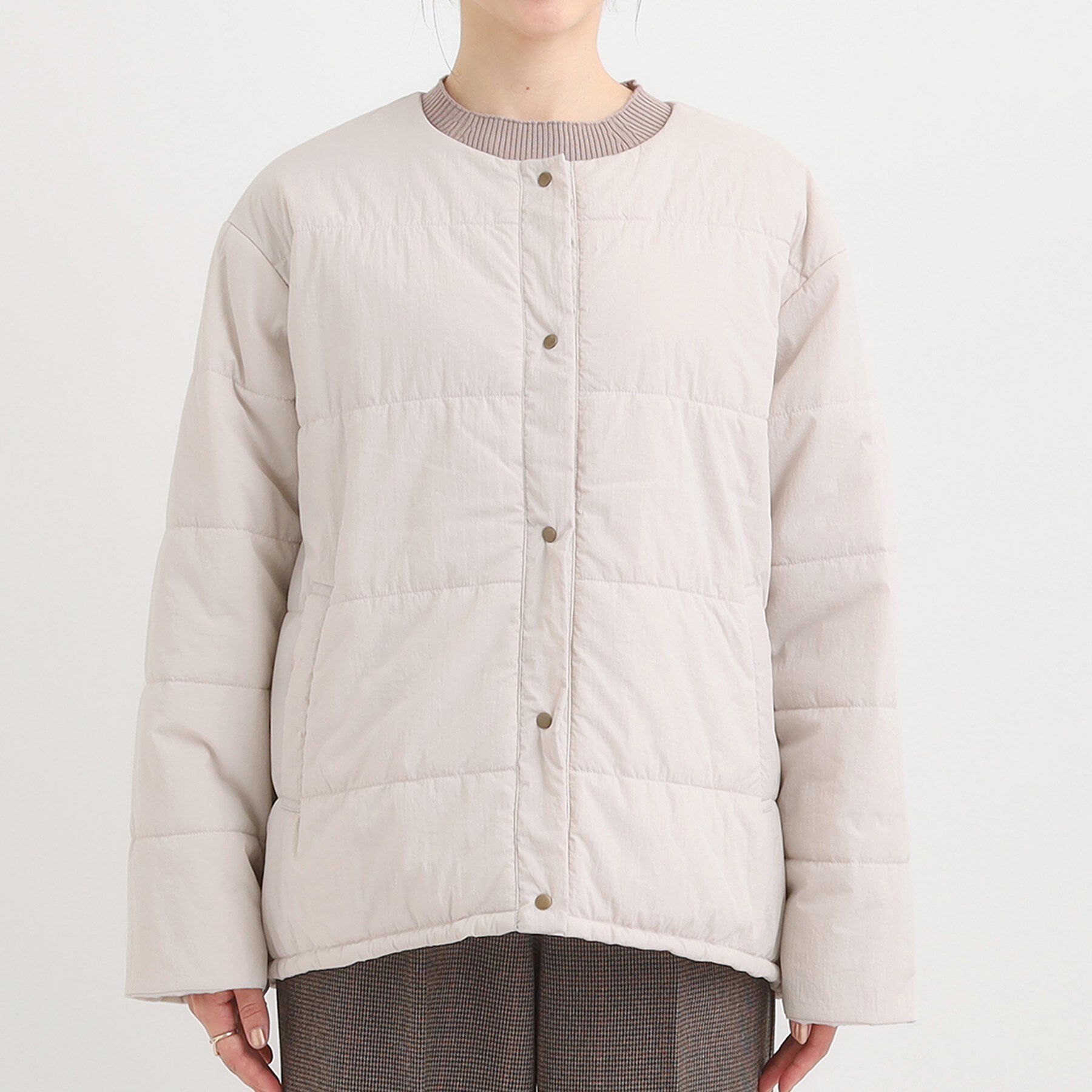 SHOO･LA･RUE「【洗濯機可/撥水/リバーシブル】 ノーカラー中綿ブルゾン」|ブルゾン・スタジャン|