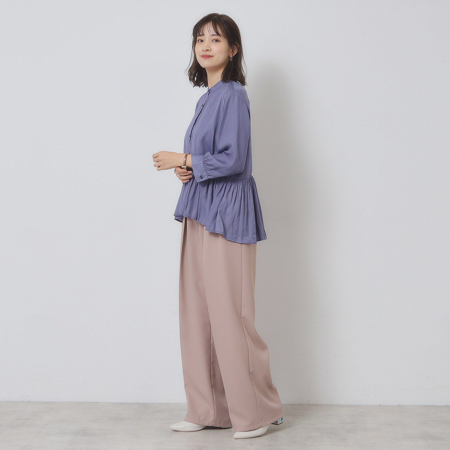 ITS&rsquo;DEMO「【手洗い可】サテンペプラムブラウス」|シャツ・ブラウス|