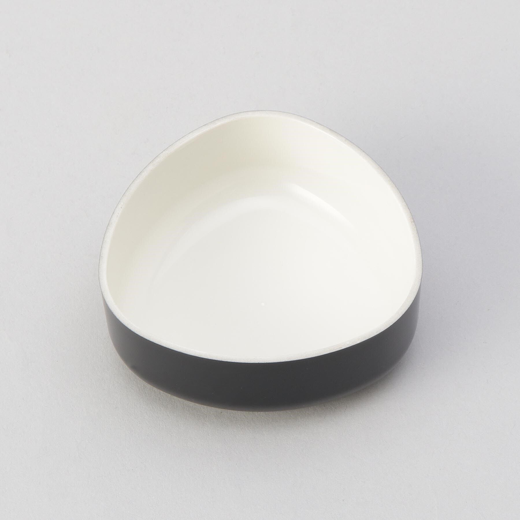 212 KITCHEN STORE「ぎゅっとおにぎりさん おにぎりケース 梅」|食器・キッチングッズ|