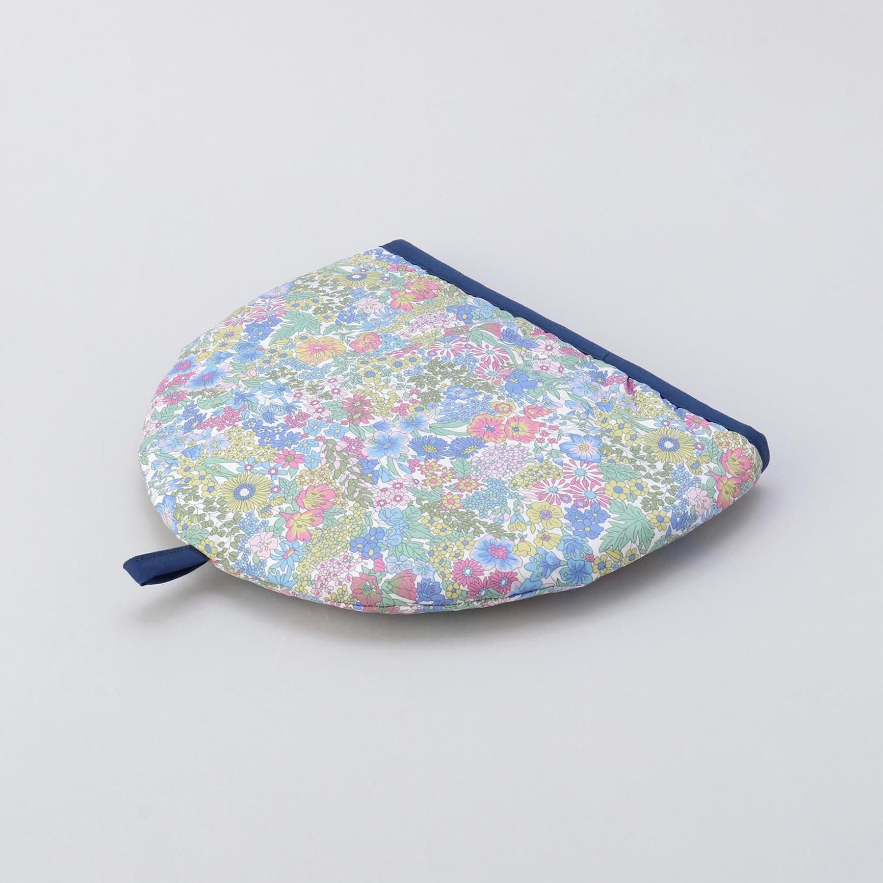 212 KITCHEN STORE「ティーコージー マーガレットアニー BL ＜フローレットロンドン＞」|食器・キッチングッズ|