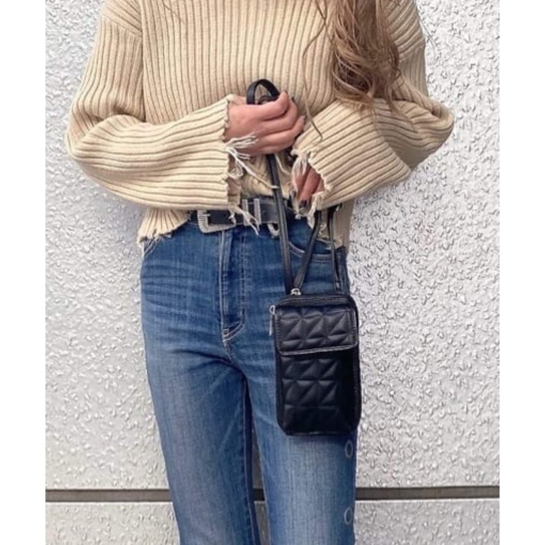 Ober Tashe「合皮タテ型キルトスマホショルダー」|ショルダー・メッセンジャー|