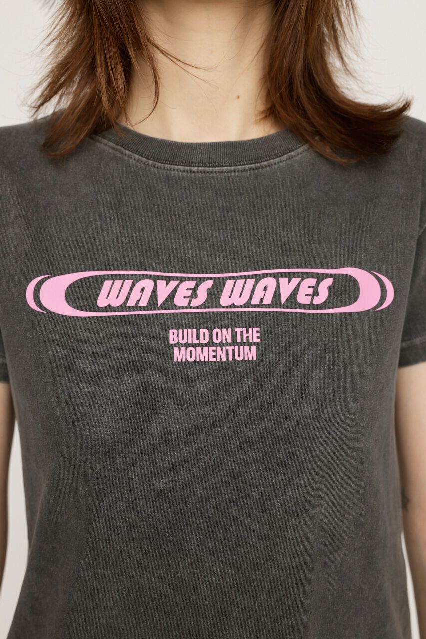 SLY「FRONT PRINT COMPACT Tシャツ」|Tシャツ・カットソー|