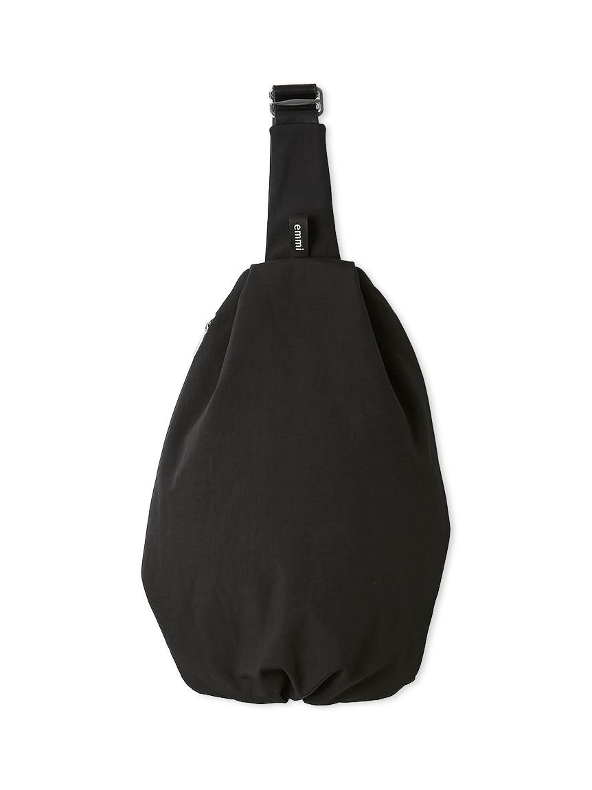 emmi atelier「撥水 クロスボディショルダーバッグ」|ショルダー・メッセンジャー|