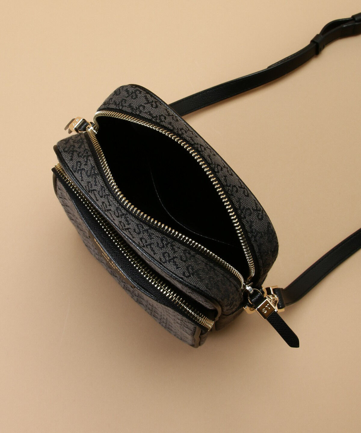 Samantha Thavasa「ST Jacquard サック デ プール」|ショルダー・メッセンジャー|