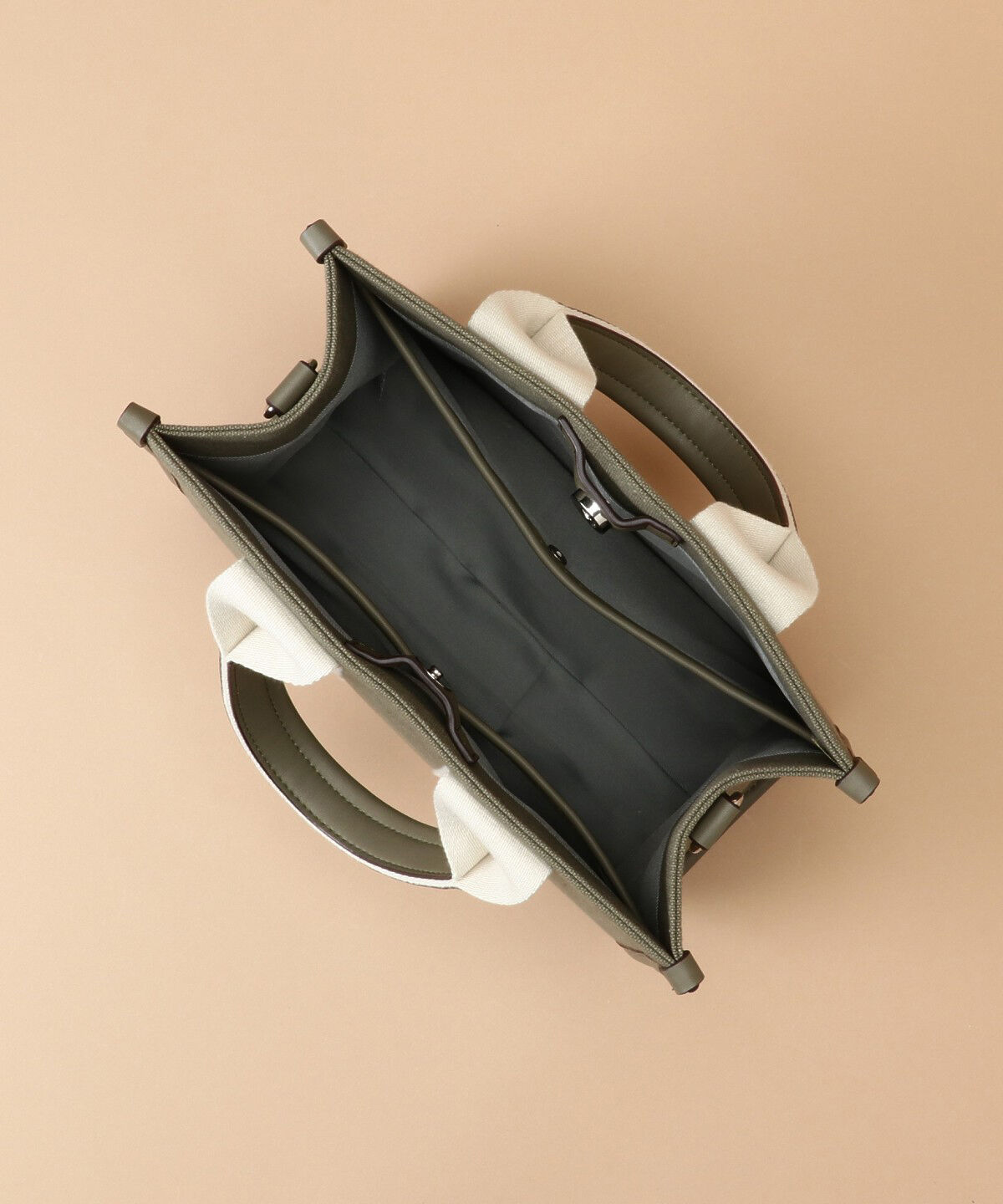 Samantha Thavasa「スクエアキャンバストート 小サイズ」|トートバッグ|