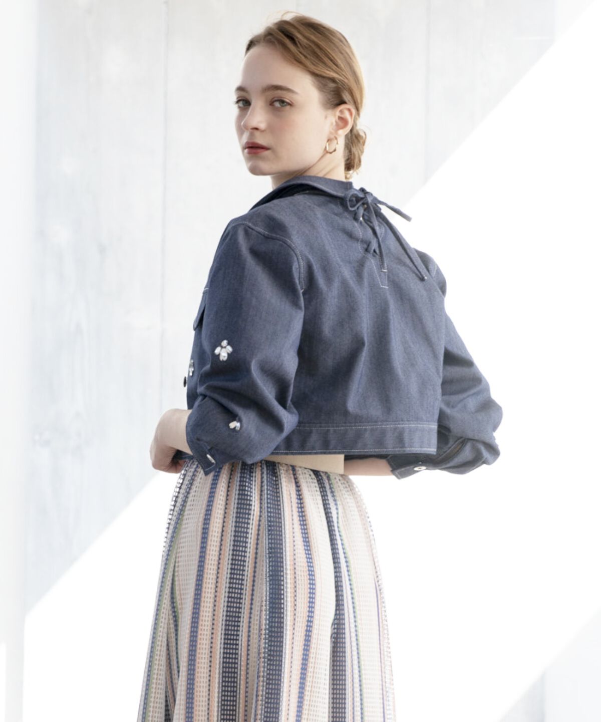 アンドクチュール「ビジュー付きデニムジャケット」|デニムジャケット|