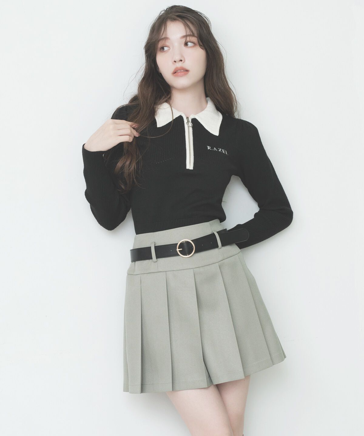 REDYAZEL「ベルト付きローウエストプリーツミニスカート」|フレア|グリーン