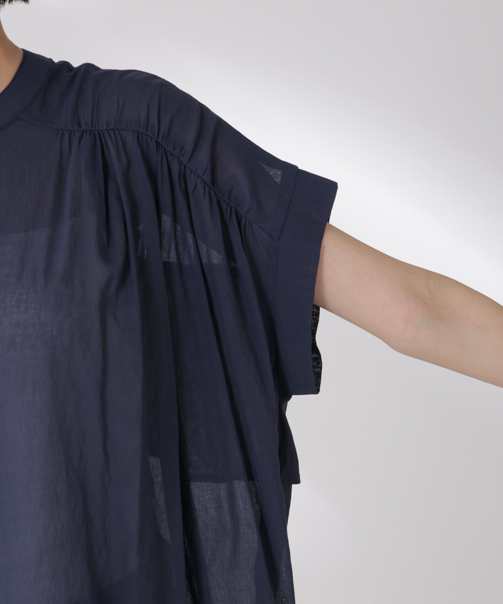 nano･universe「バックフリルギャザーシアーブラウス(セットアップ可)」|シャツ・ブラウス|