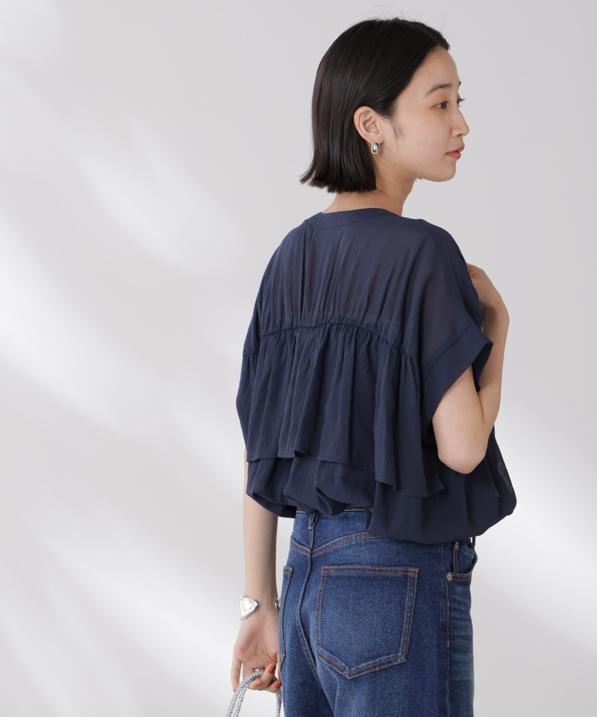 nano･universe「バックフリルギャザーシアーブラウス(セットアップ可)」|シャツ・ブラウス|