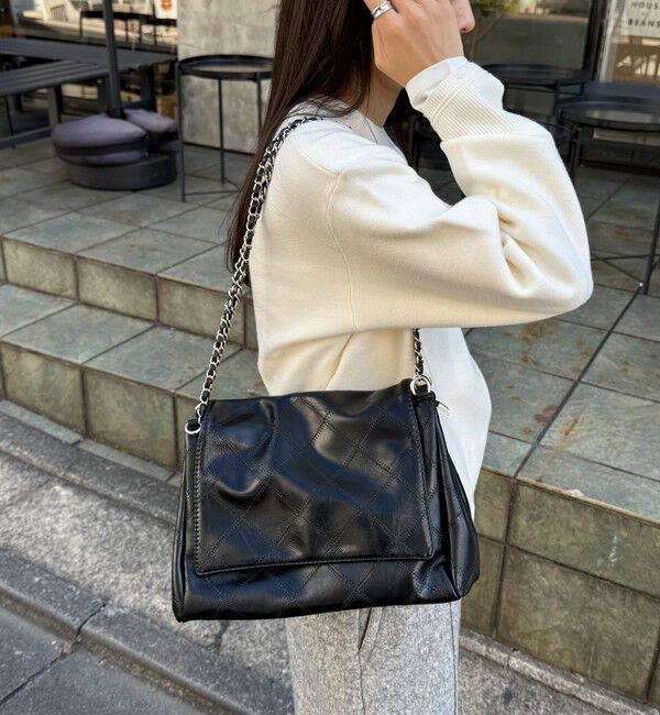 fredy emue「キルト柄チェーンバッグ」|ショルダー・メッセンジャー|ブラック