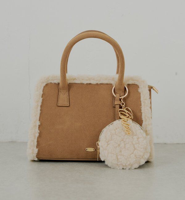  「ロゴチャーム付きスエードムートンバッグ」|ボストンバッグ|