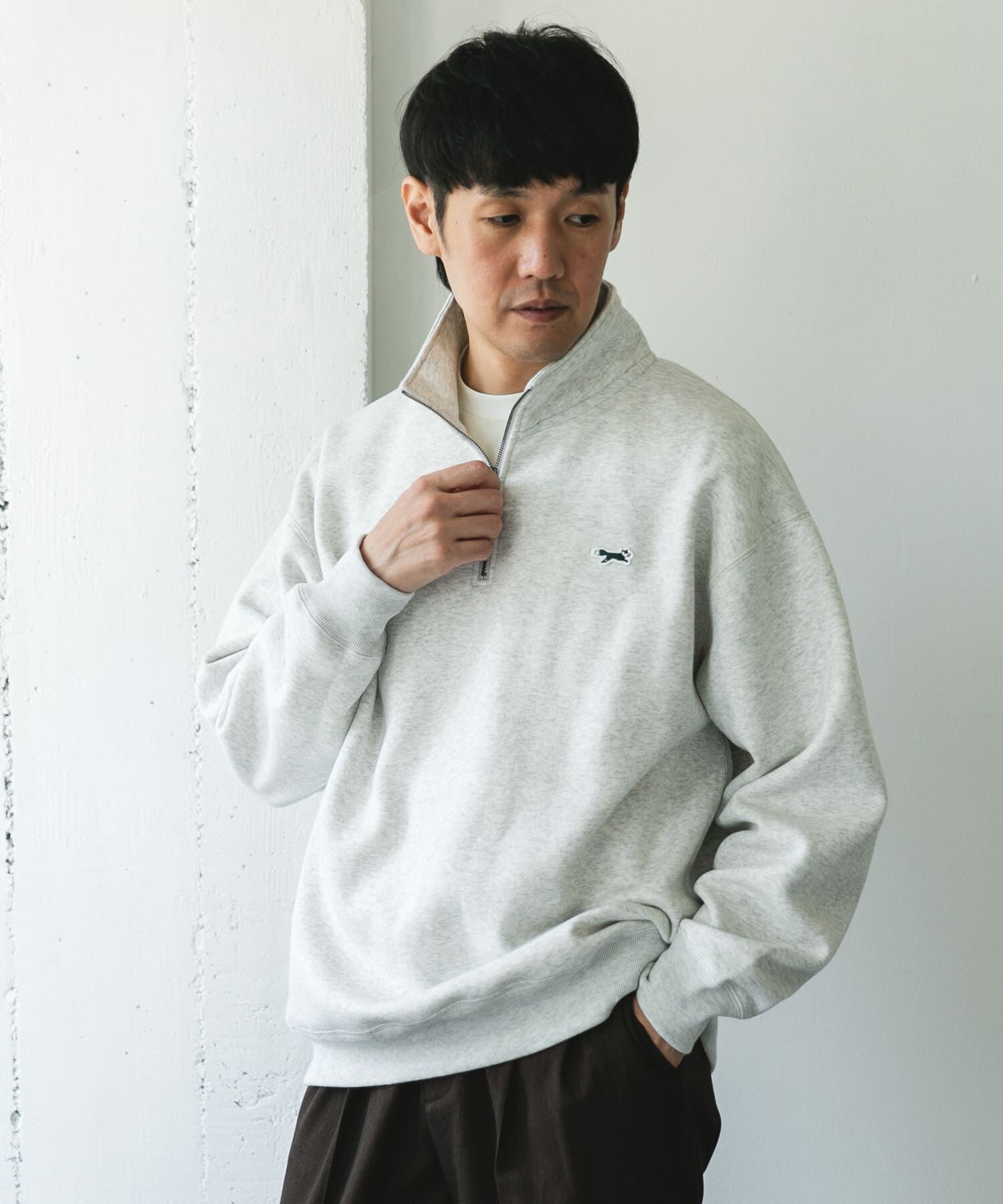 URBAN RESEARCH DOORS「『XLサイズ/WEB限定』『別注』PENNEYS&times;DOORS　THE FOX ハーフジップスウェット」|スウェット・ジャージ|