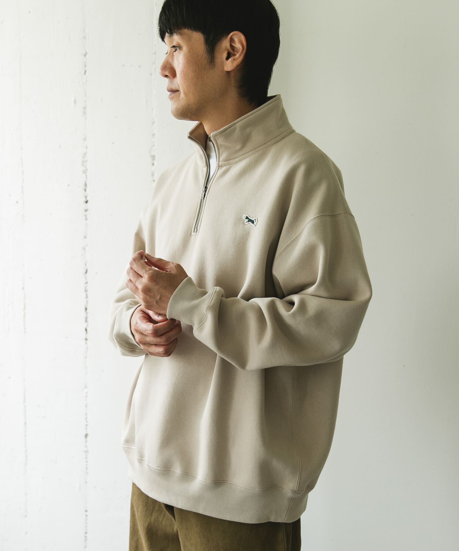 URBAN RESEARCH DOORS「『XLサイズ/WEB限定』『別注』PENNEYS&times;DOORS　THE FOX ハーフジップスウェット」|スウェット・ジャージ|