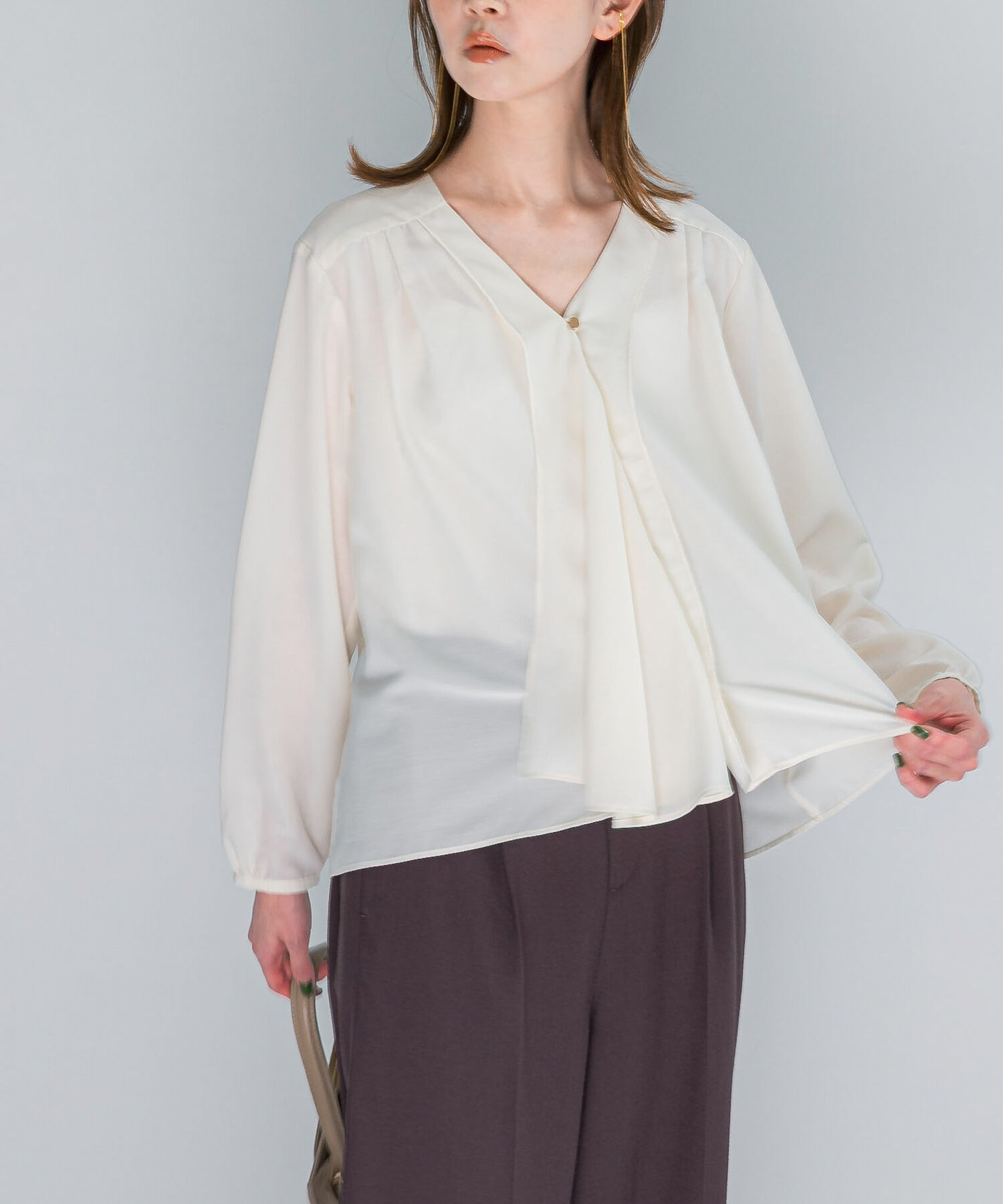 URBAN RESEARCH ROSSO「ウォッシャブルVネックフレアブラウス」|シャツ・ブラウス|