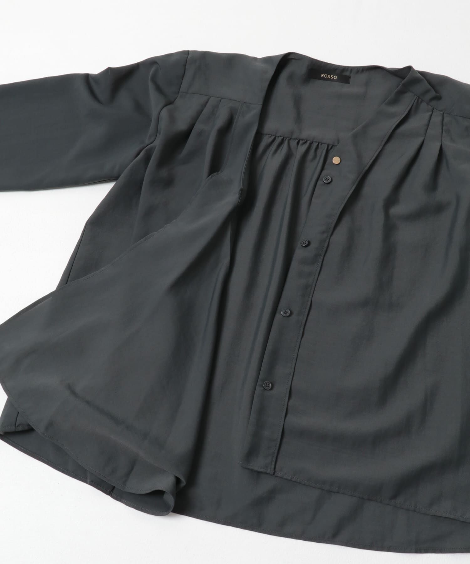 URBAN RESEARCH ROSSO「ウォッシャブルVネックフレアブラウス」|シャツ・ブラウス|