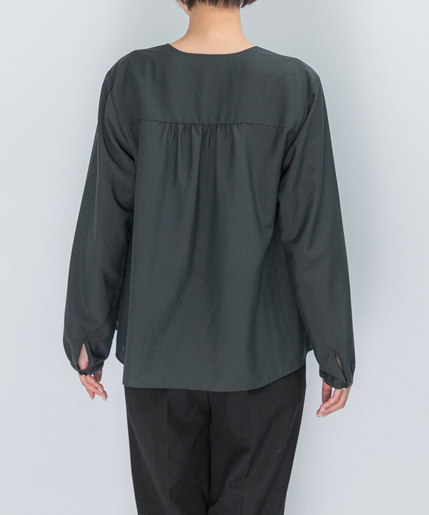 URBAN RESEARCH ROSSO「ウォッシャブルVネックフレアブラウス」|シャツ・ブラウス|