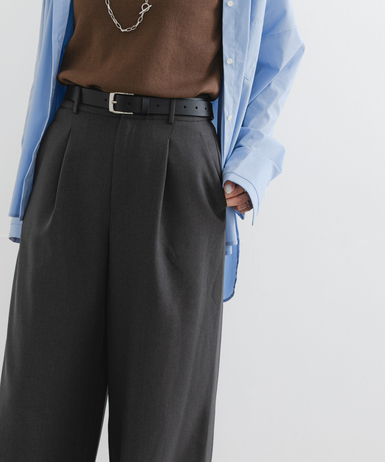 URBAN RESEARCH ROSSO「『UR TECH SMOOTHLUXE』F by ROSSO　タックワイドパンツ」|その他|チャコールグレー