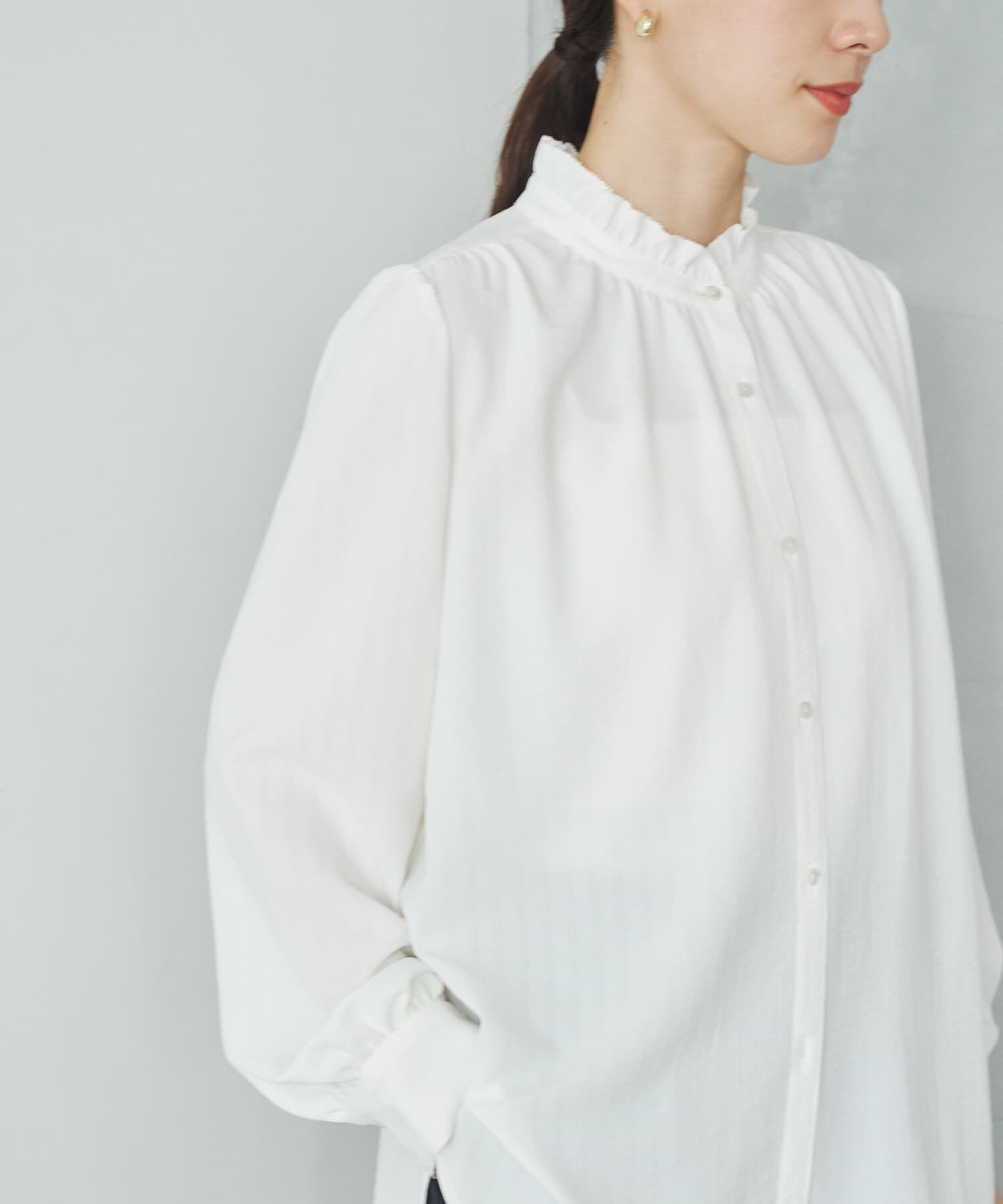 URBAN RESEARCH「ドビーストライプフリルブラウス」|シャツ・ブラウス|