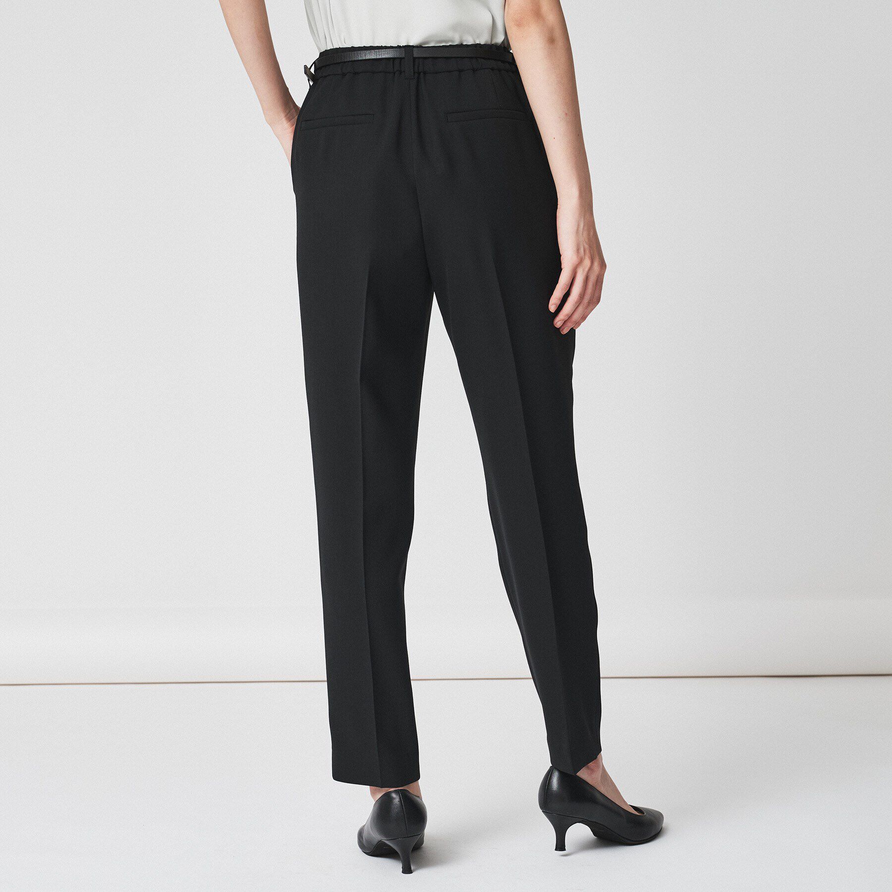 UNTITLED「【通勤スーツ/入卒/セレモニー】ライトウェイト テーパードパンツ」|その他|