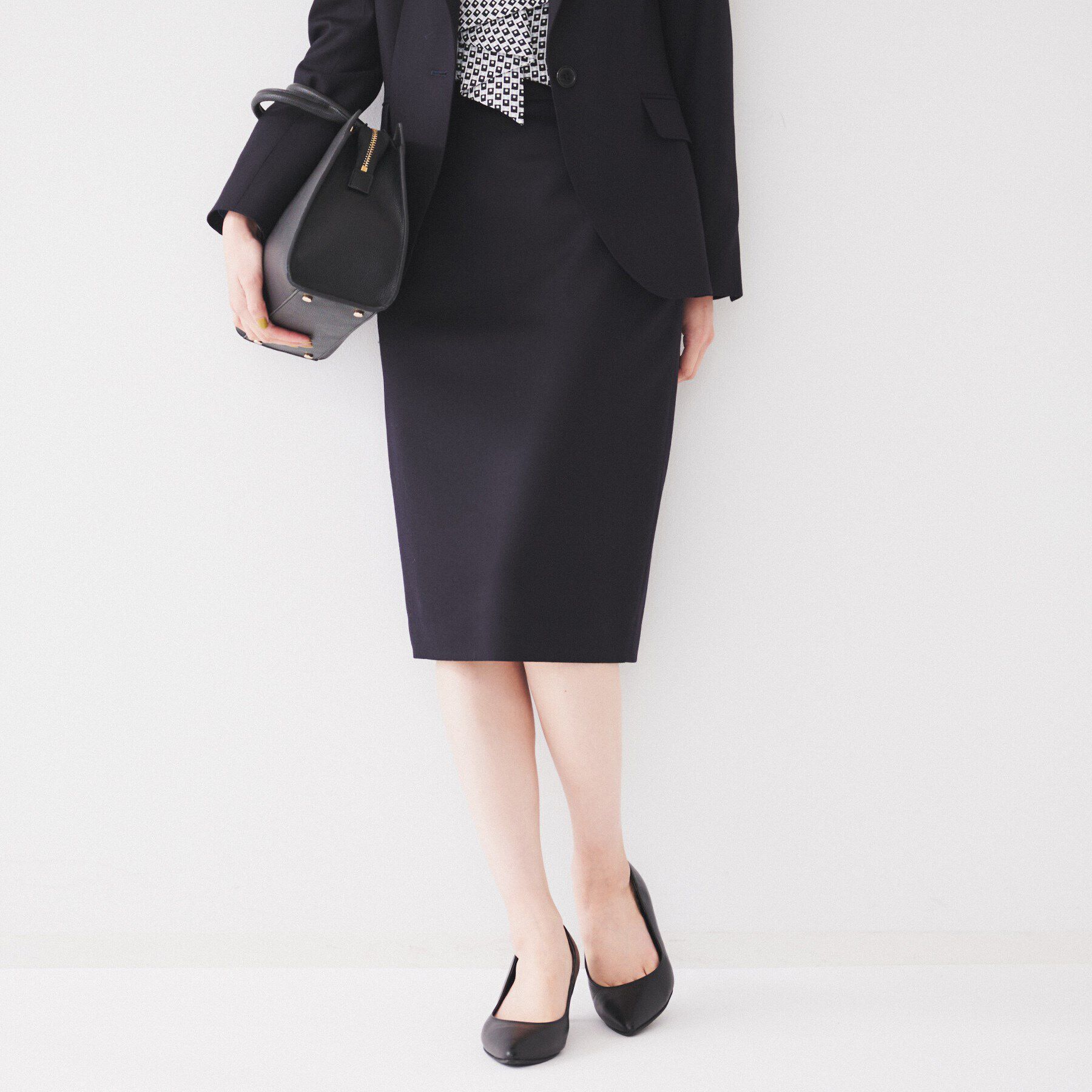 UNTITLED「【日本製/通勤スーツ】ウーステッドフラノ タイトスカート」|スカート|ネイビー(094)