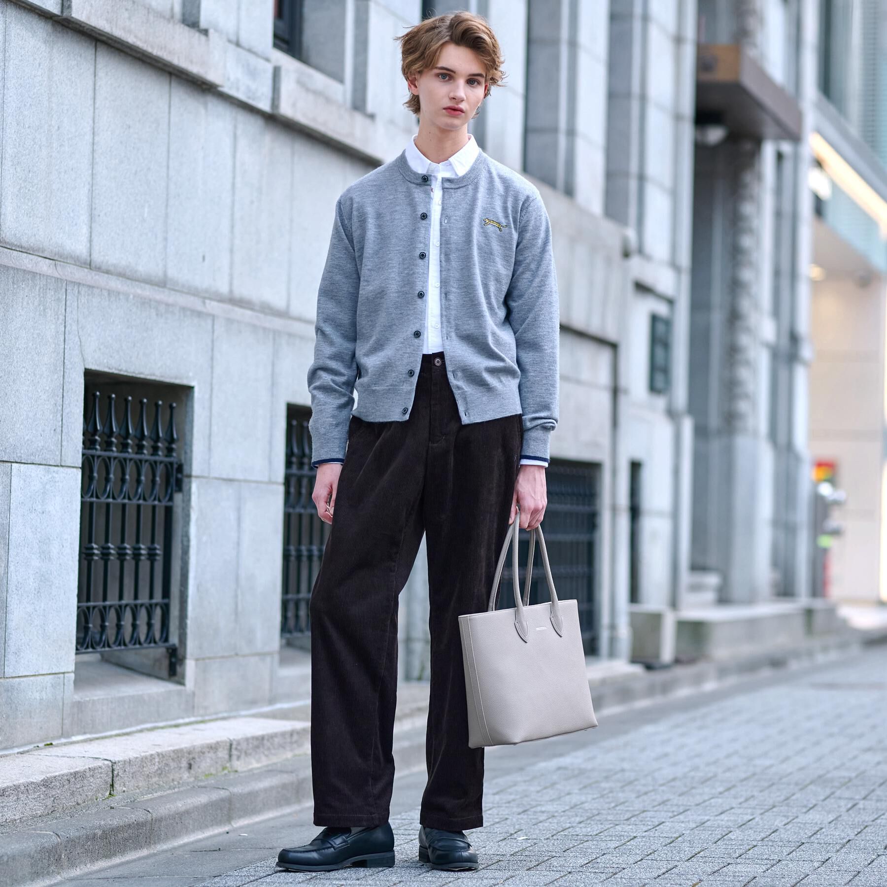 DRESSTERIOR「【Monomax11月号掲載】タイガーエンブロイダリー ラウンドネックカーディガン」|カーディガン|