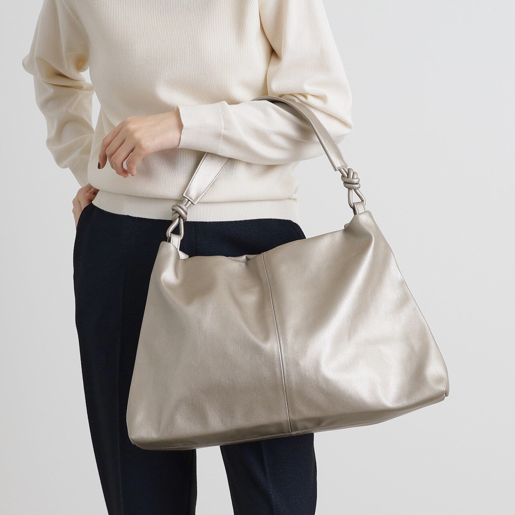 grove「ロープハンドルワンショルダー」|トートバッグ|ブラックシルバー(0