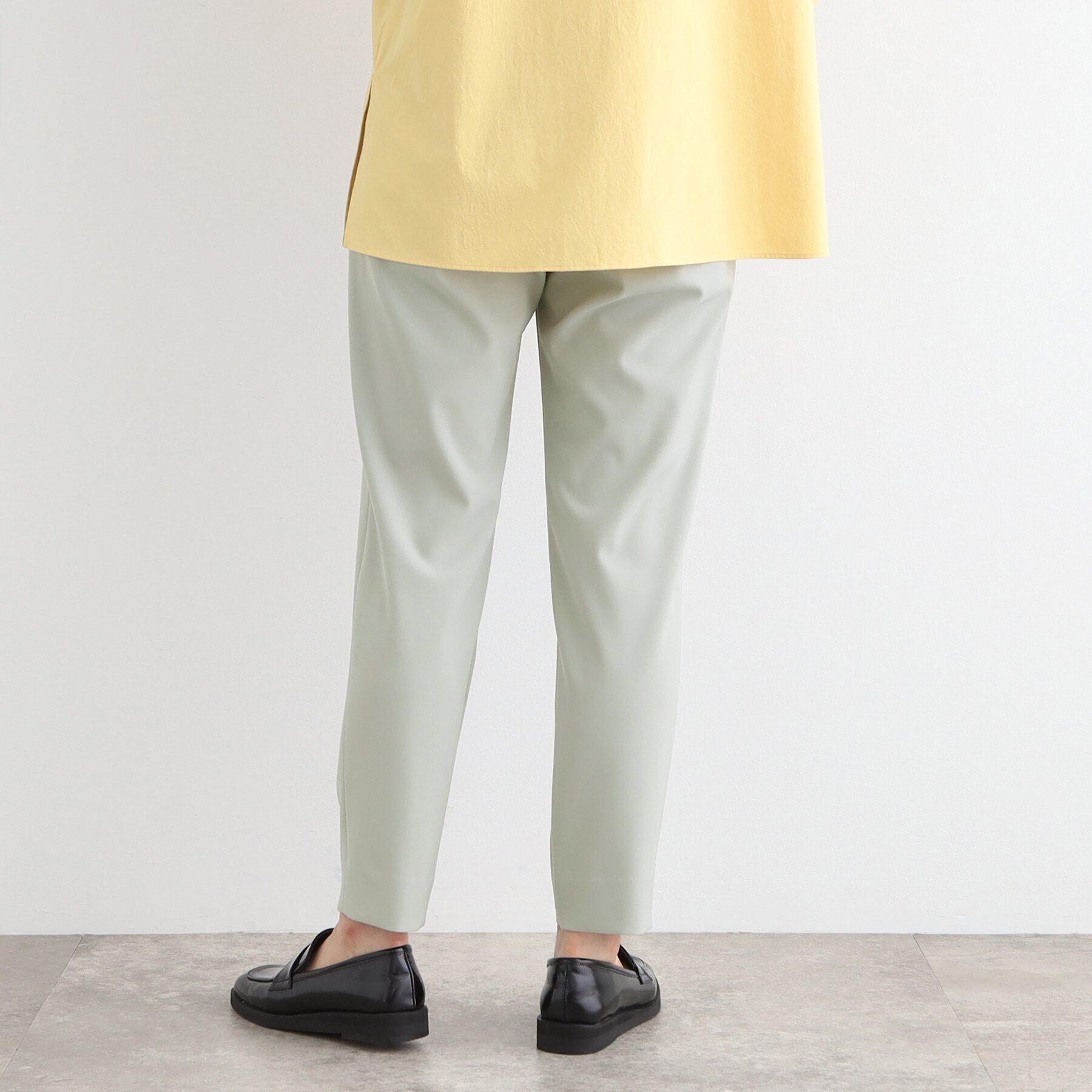 INDIVI「【褒められパンツ／高ストレッチ／ウエストゴム】タックテーパードパンツ」|その他|