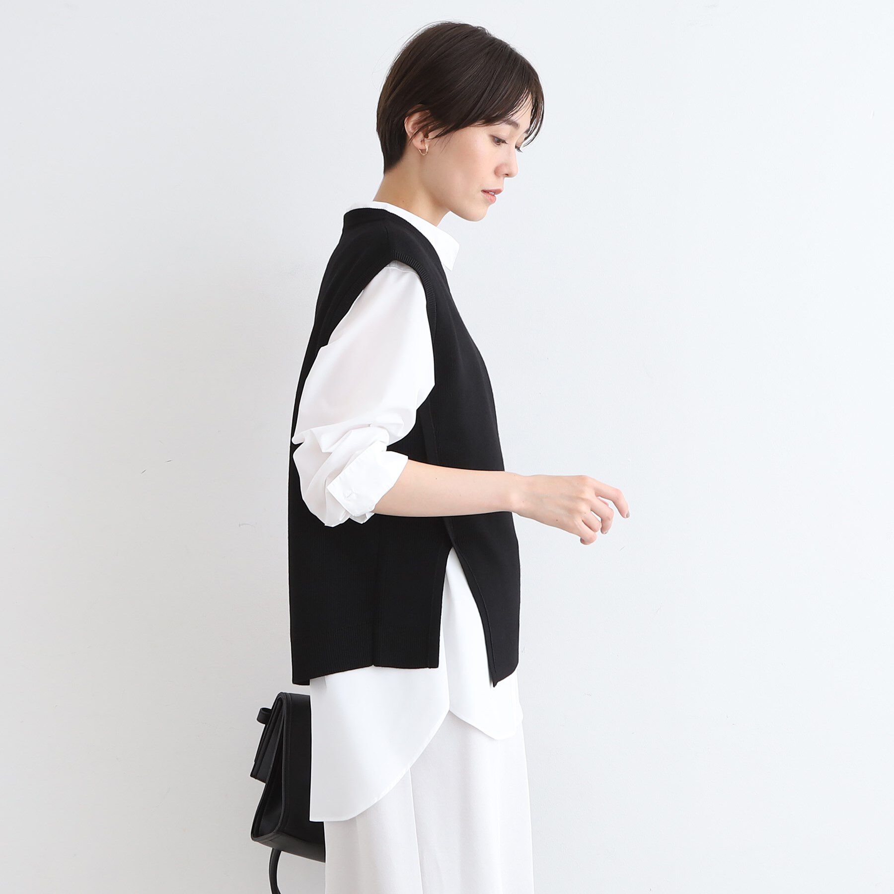 INDIVI「【洗える】アシンメトリーニットベスト」|ニット・セーター|