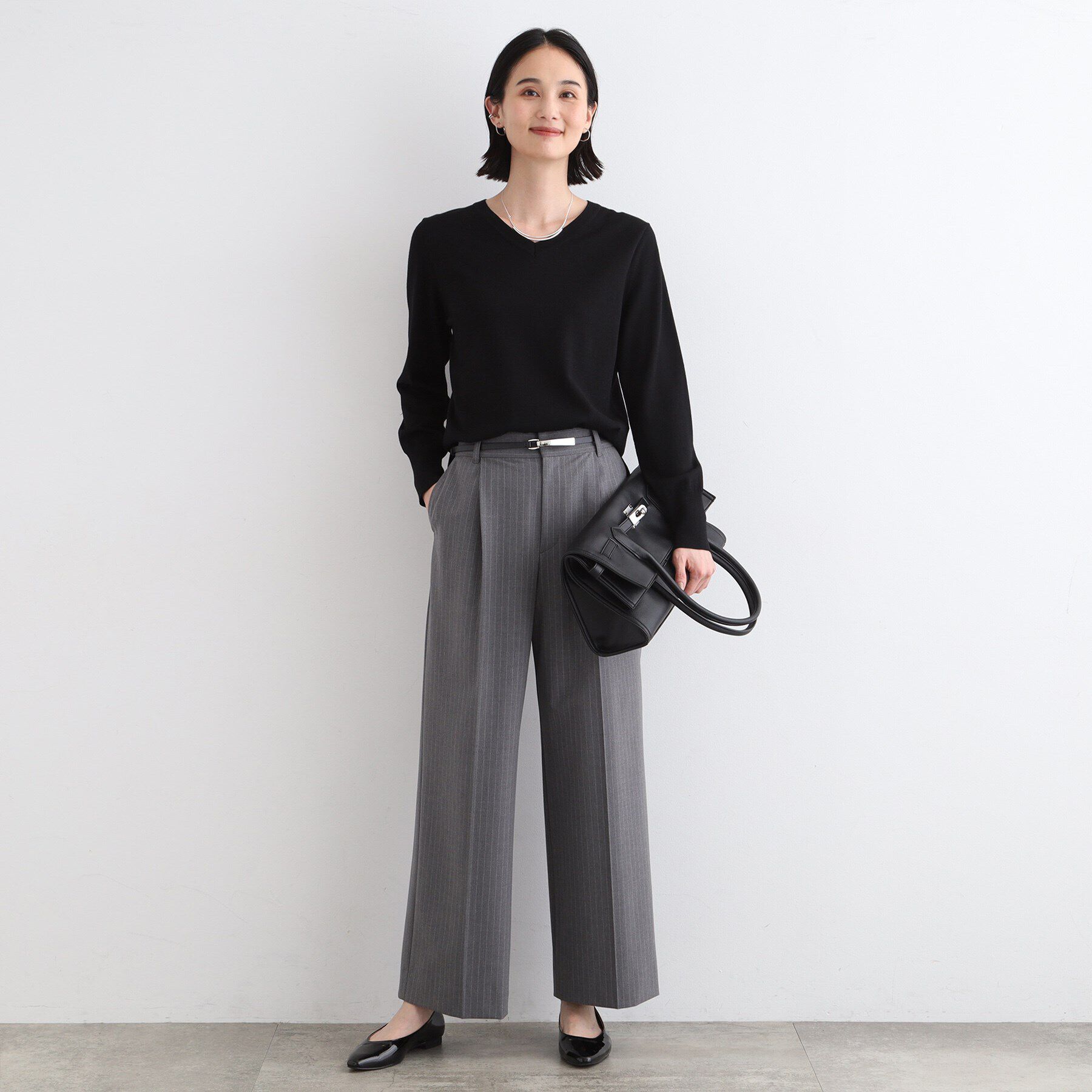 INDIVI「【ウール100%】エクストラファインメリノ Vネックニット」|ニット・セーター|