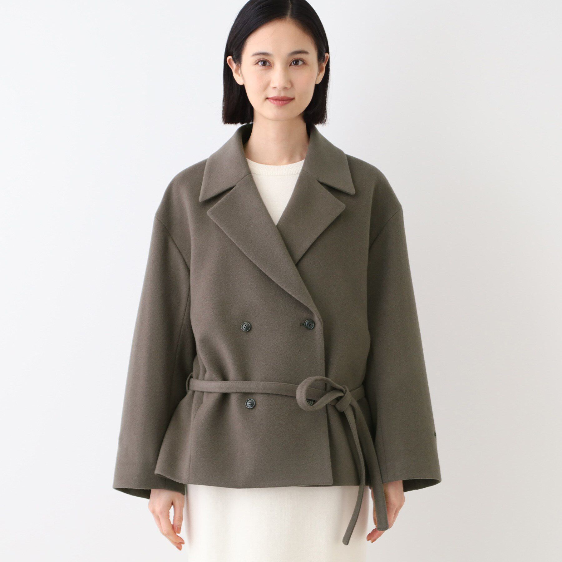 INDIVI「【日本製】ベルト付フォルムショートコート」|ピーコート|