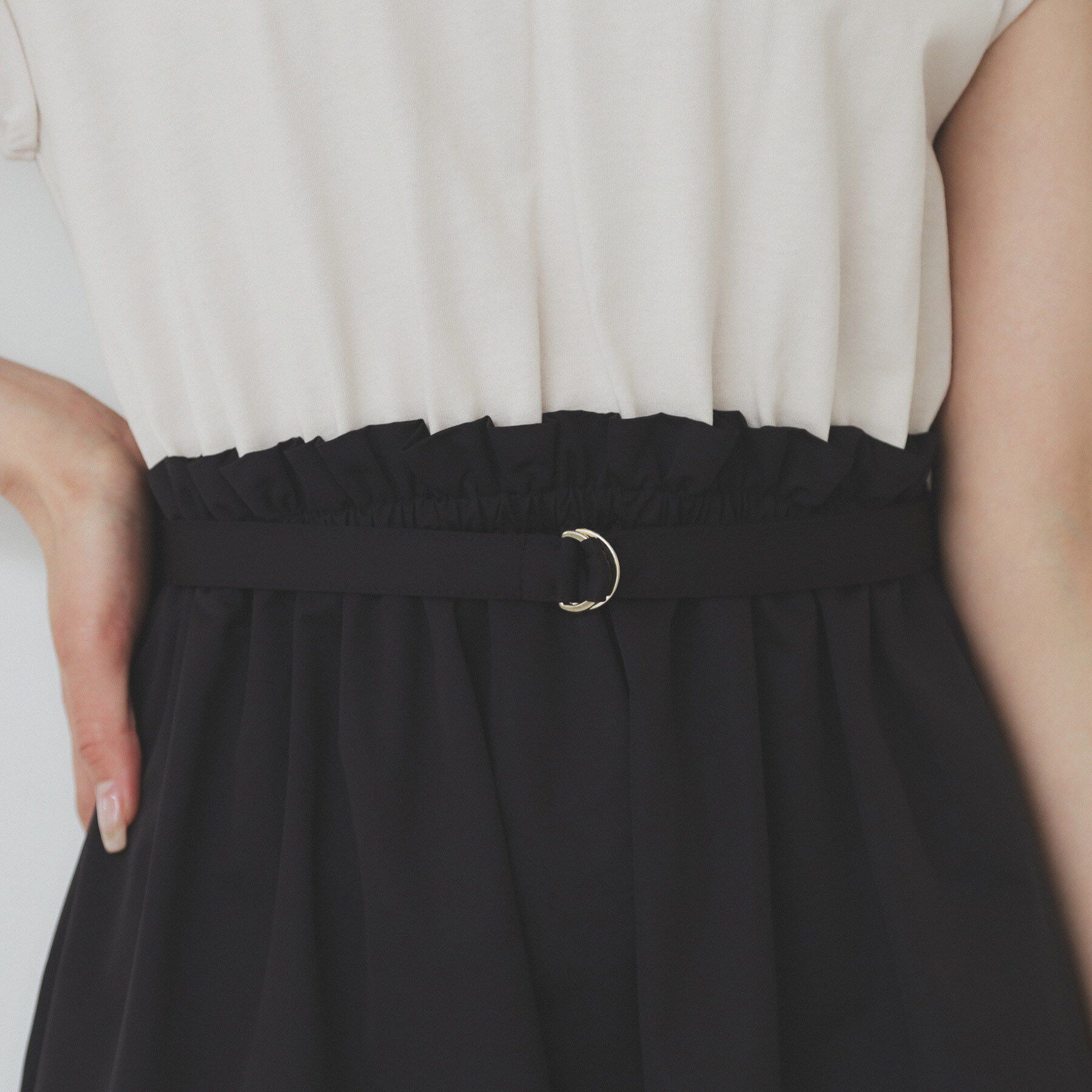 index「ドッキングフレアワンピース【洗濯機洗い可】」|ワンピース|