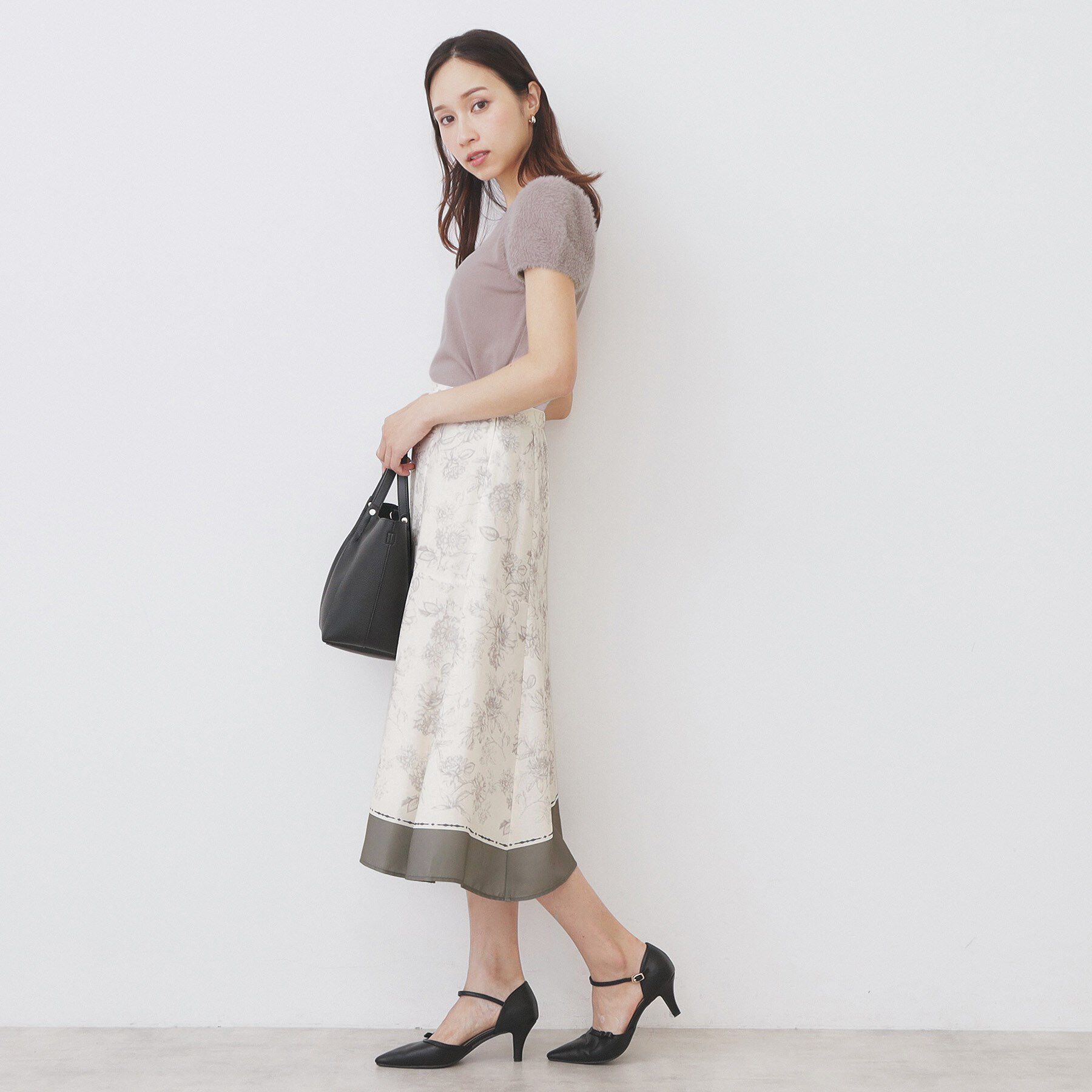 index「《6色展開》フェザーパフスリーブVネックニット【洗濯機洗い可】」|ニット・セーター|