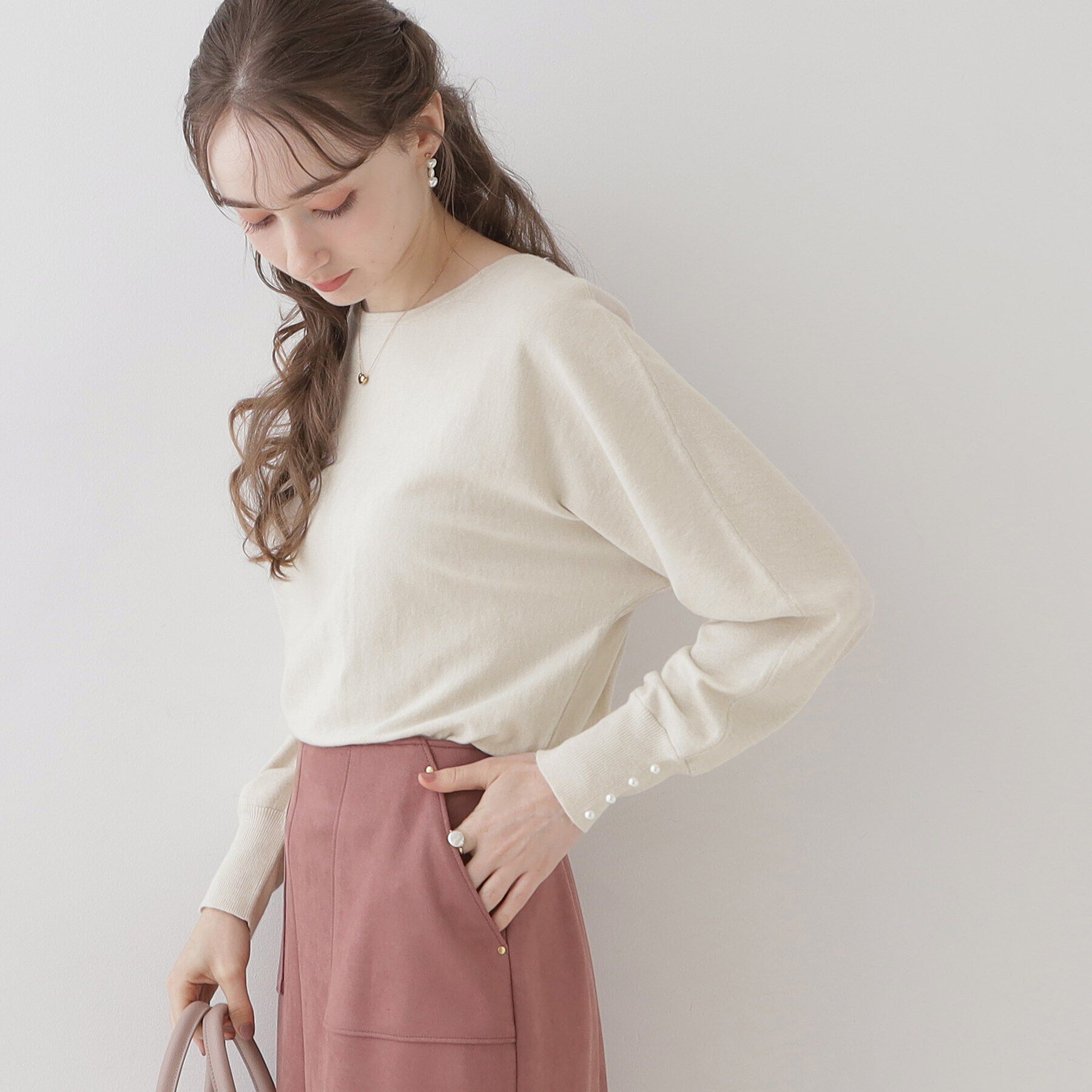 Couture broach「【美シルエットニット】リボン2WAYフェイクパール袖ドルマンニット」|ニット・セーター|