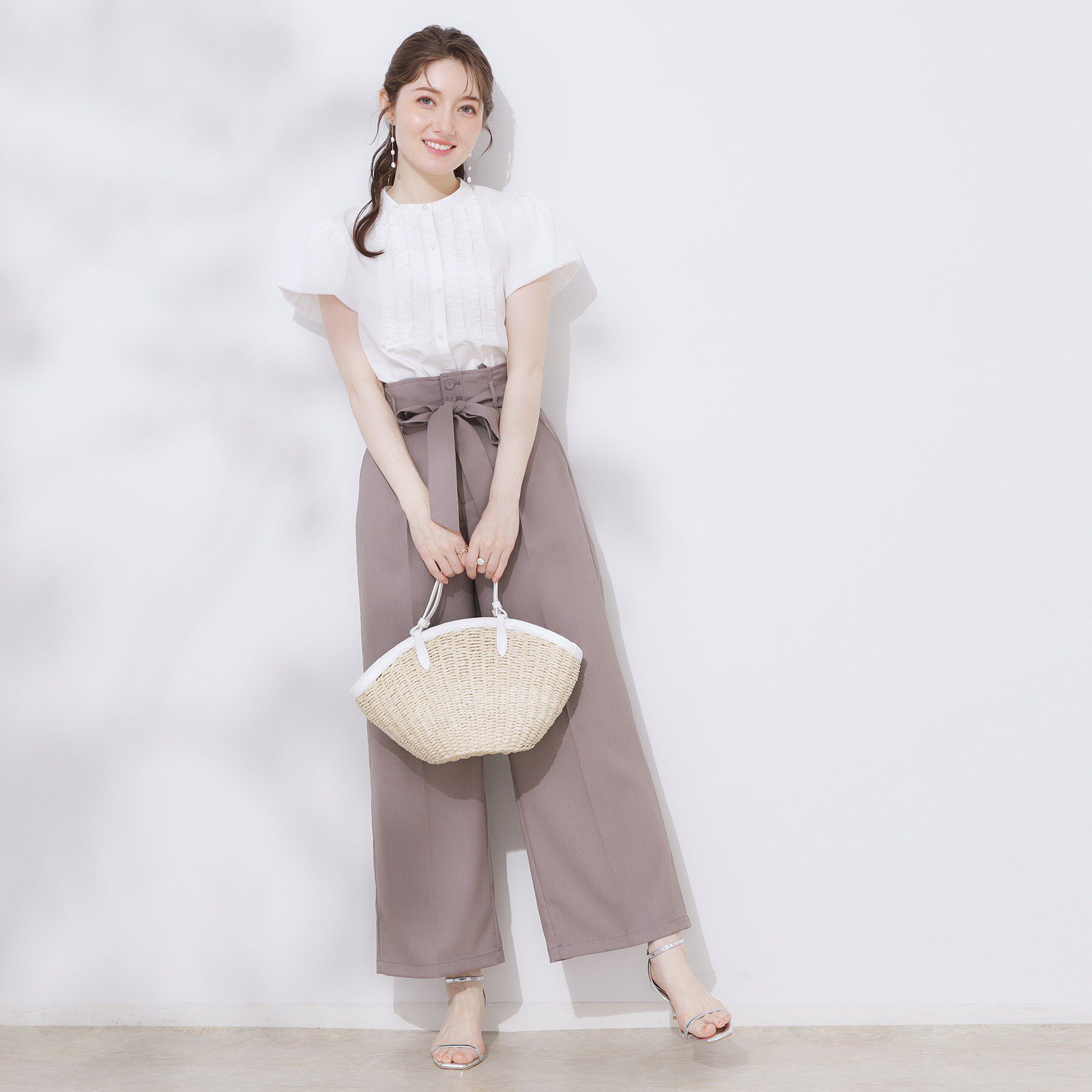 Couture broach「【大人フェミニン・華奢見え・通勤】フロントフリルシャツ」|シャツ・ブラウス|