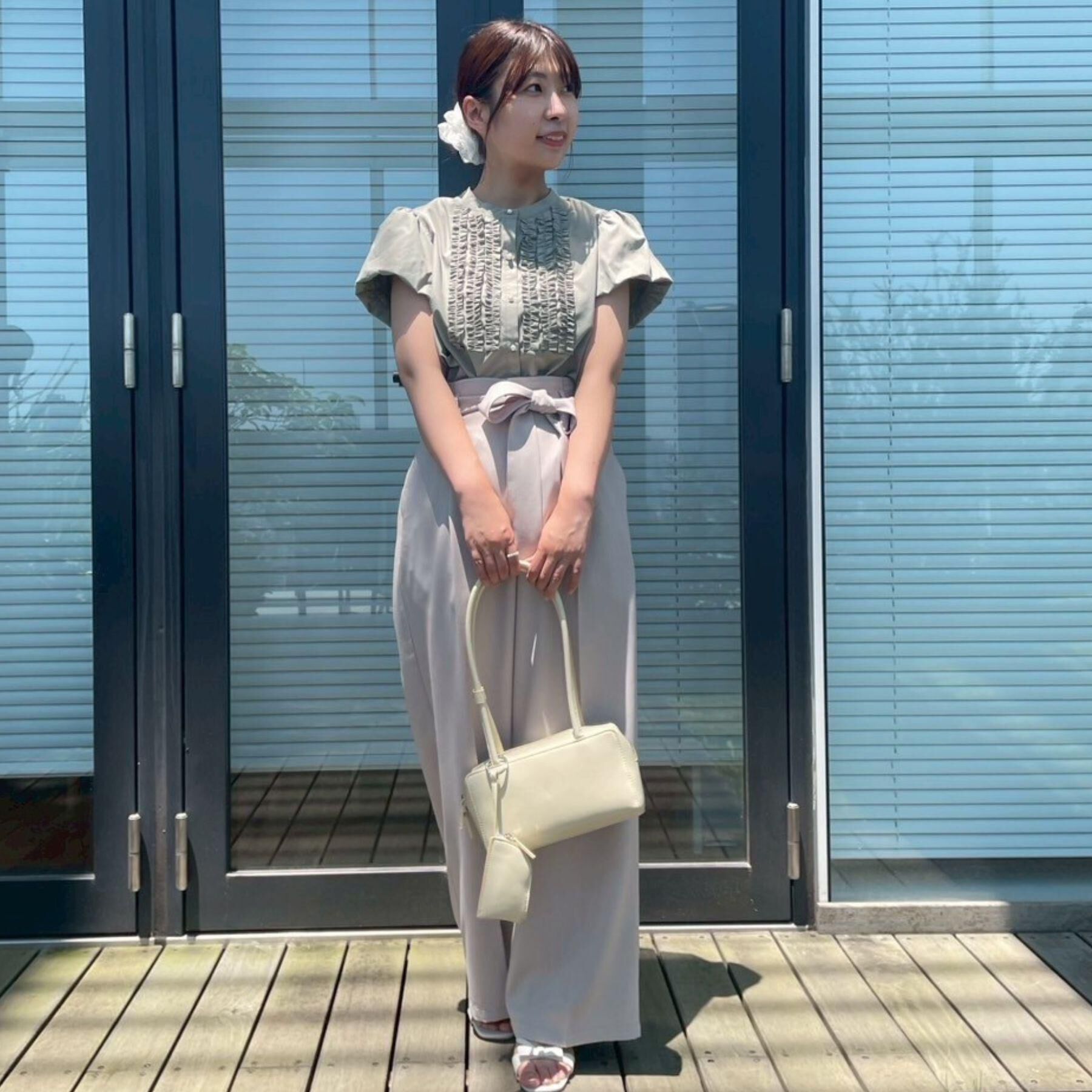 Couture broach「【大人フェミニン・華奢見え・通勤】フロントフリルシャツ」|シャツ・ブラウス|