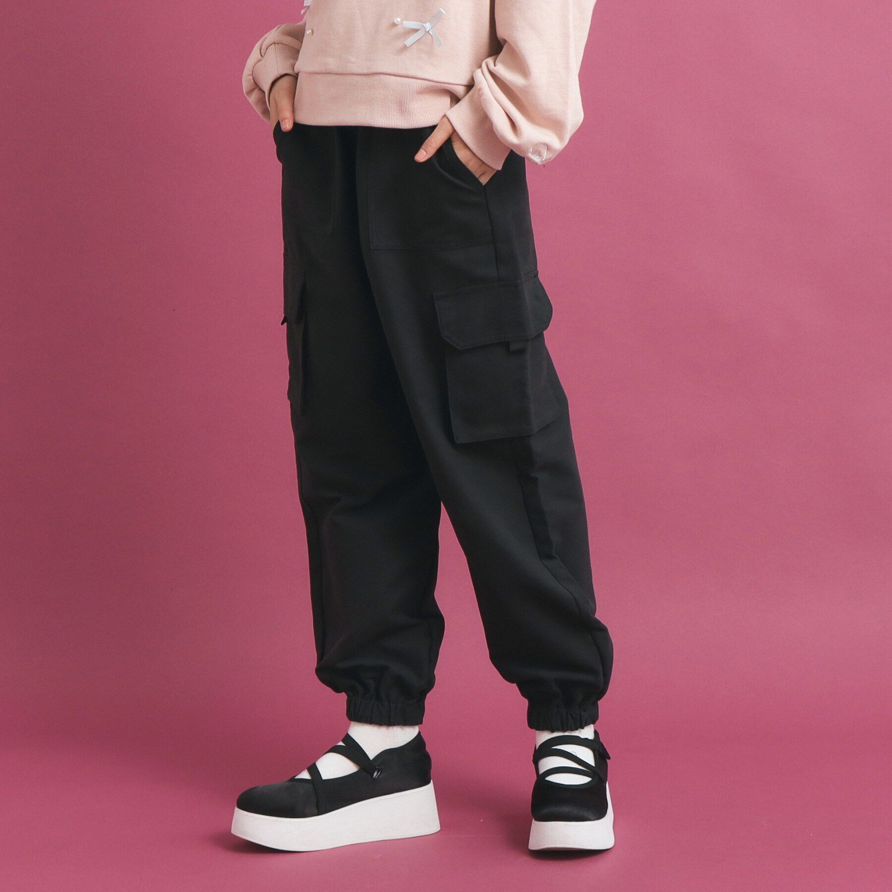 PINK-latte「ピーチ起毛カーゴパンツ」|その他|ブラック(019)