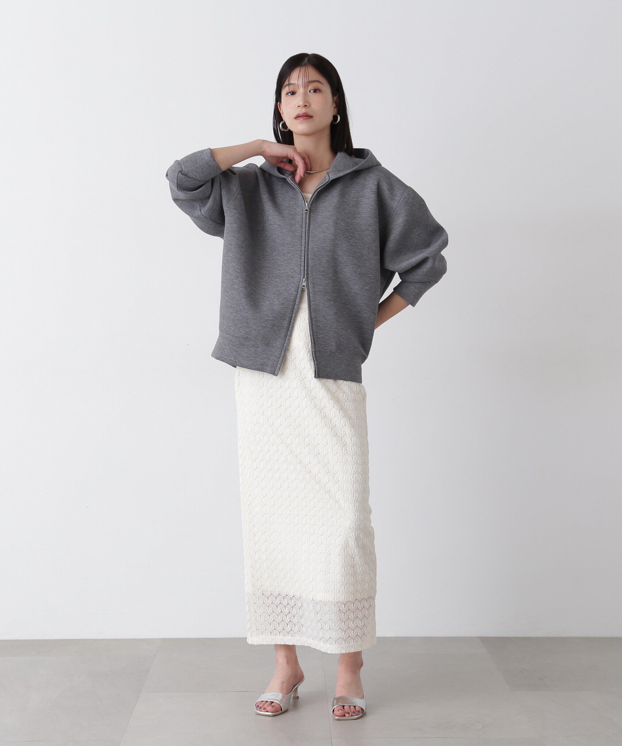  「ダンボールフォルムジップフーディー」|Tシャツ・カットソー|