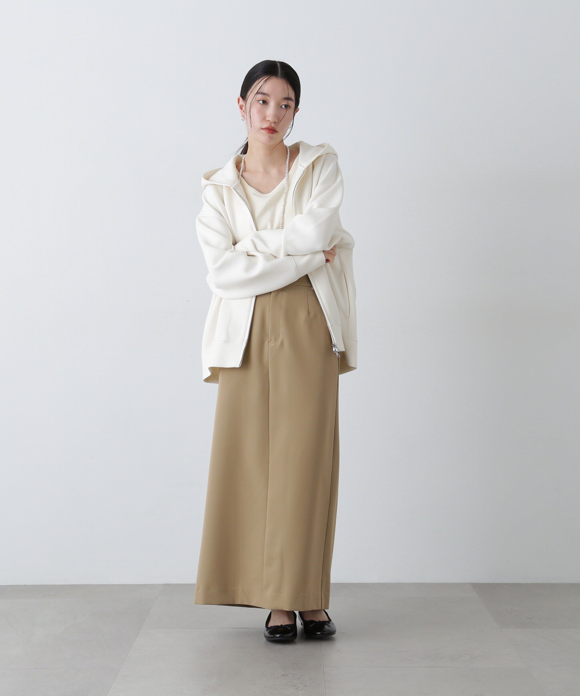  「ダンボールフォルムジップフーディー」|Tシャツ・カットソー|