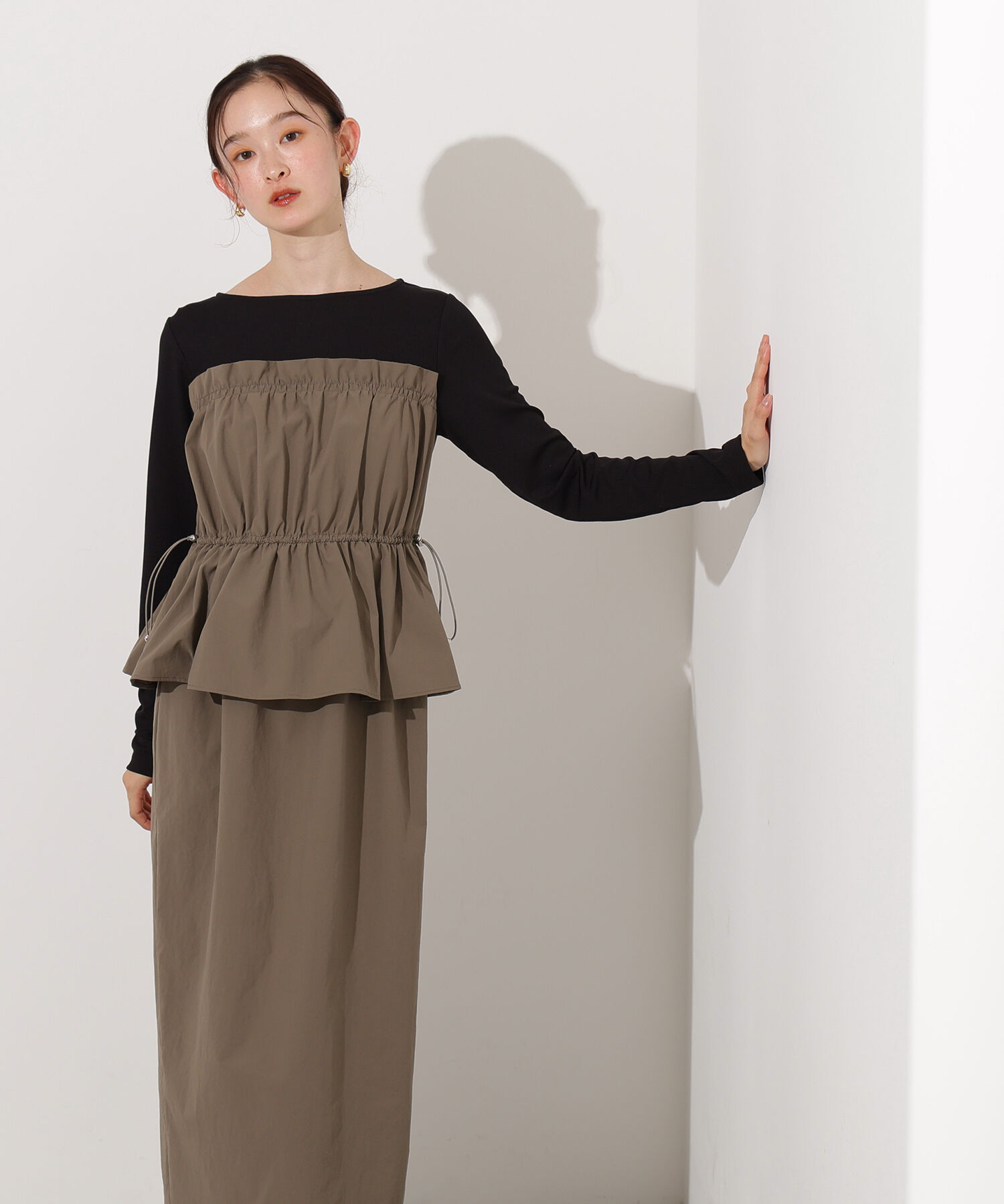  「ドロストコードドッキングワンピース長袖」|ワンピース|