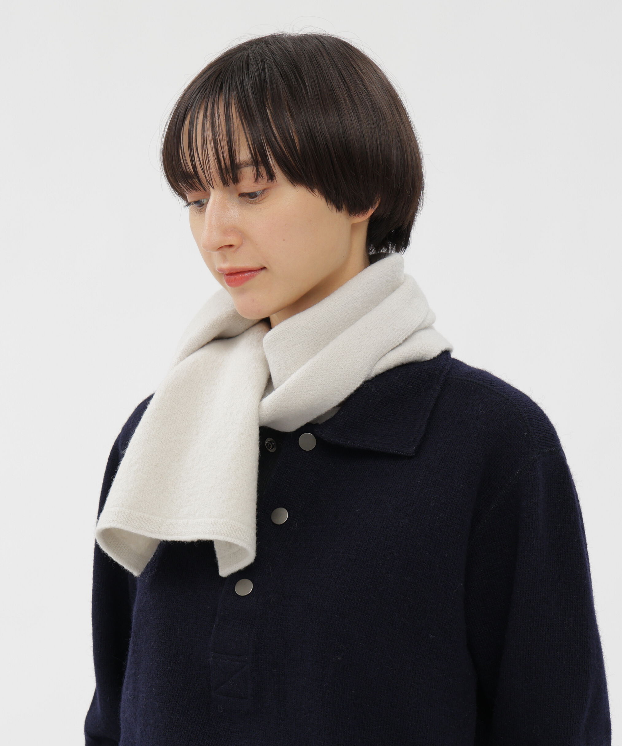 MHL.「FELTED DRY WOOL」|バンダナ・スカーフ|