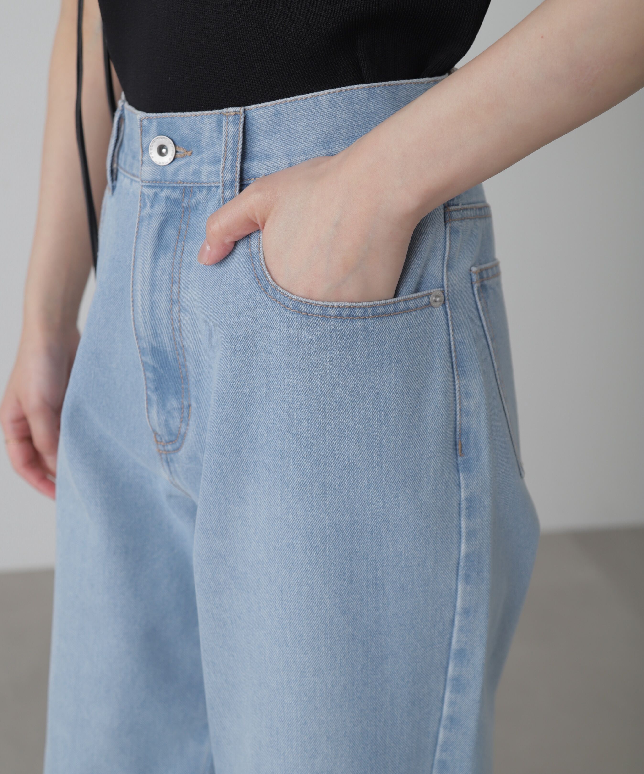  「[低身長サイズ/Sシリーズ]ニーオープンストレートデニムパンツ」|その他|