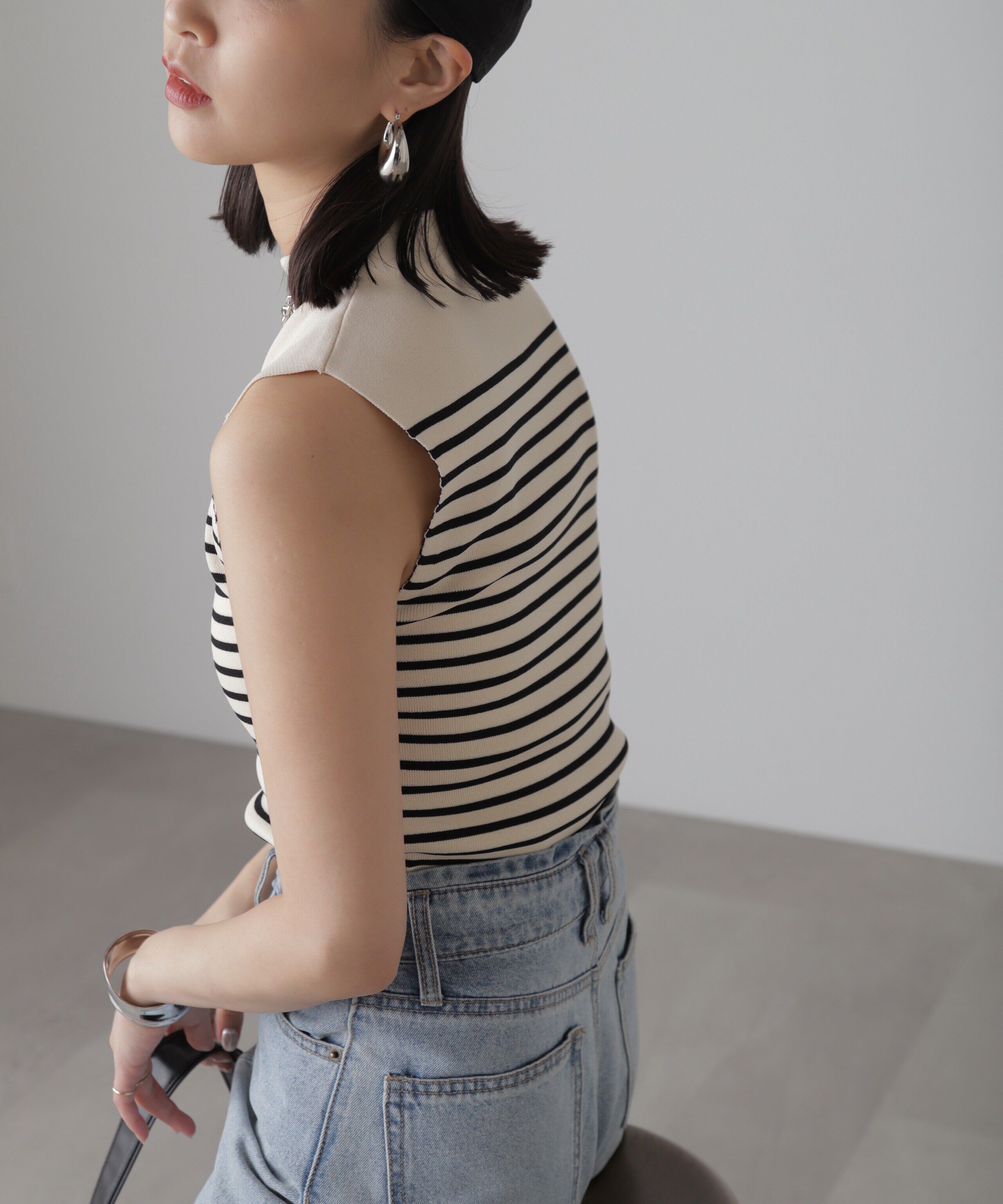  「［洗える］マシンウォッシャブル総針ボトルネックノースリーブニット」|ニット・セーター|